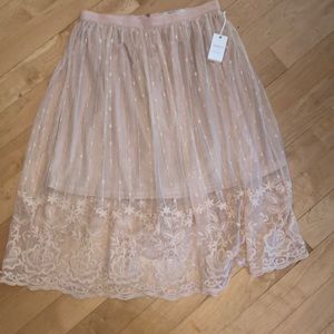 NWT Long lace overlay skirt